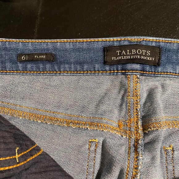 Talbots Flawless 5 Pocket Flare Jeans Size 6 - Picture 7 of 7